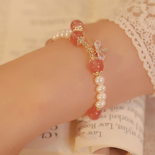 Pearl Strawberry Quartz Honey Bee Charm Healing Bracelet