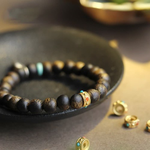 Vietnam Qinan Agarwood Turquoise Balance Strength Bracelet Vietnam Qinan Agarwood Turquoise Balance Strength Bracelet