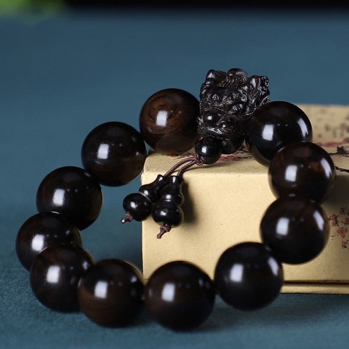 Rosewood Green Sandalwood Dragon Carved Bracelet Rosewood Green Sandalwood Dragon Carved Bracelet