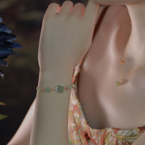 14K Gold Hetian Jade Rose Flower Luck Chain Bracelet 14K Gold Hetian Jade Rose Flower Luck Chain Bracelet