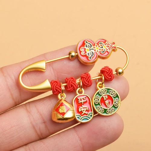 Gourd Dancing Lion Fu Character Blessing Brooch