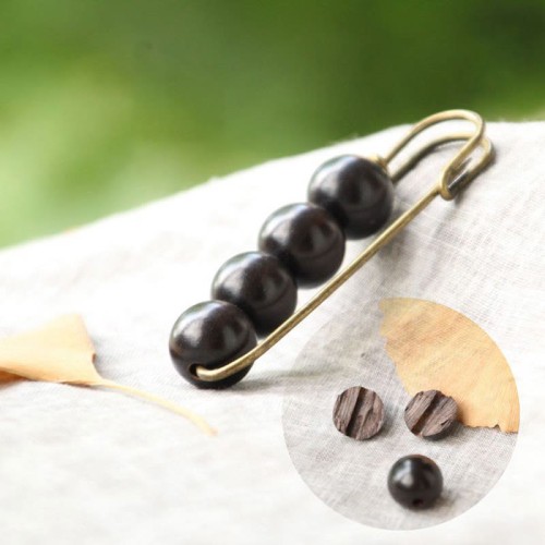 Vintage Sandalwood Agathis Ebony Beads Healing Brooch Vintage Sandalwood Agathis Ebony Beads Healing Brooch