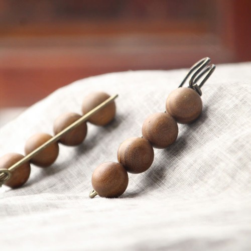 Vintage Sandalwood Agathis Ebony Beads Healing Brooch Vintage Sandalwood Agathis Ebony Beads Healing Brooch