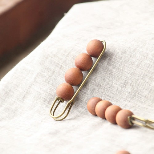 Vintage Sandalwood Agathis Ebony Beads Healing Brooch Vintage Sandalwood Agathis Ebony Beads Healing Brooch