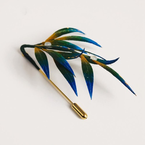 Handmade Velvet Mulberry Silk Green Yellow Blue Leaves Brooch Handmade Velvet Mulberry Silk Green Yellow Blue Leaves Brooch