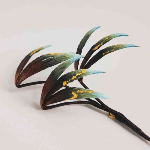 Handmade Velvet Mulberry Silk Green Bamboo Leaves Brooch Handmade Velvet Mulberry Silk Green Bamboo Leaves Brooch