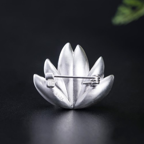 925 Sterling Silver Lotus Pearl New Beginning Brooch 925 Sterling Silver Lotus Pearl New Beginning Brooch