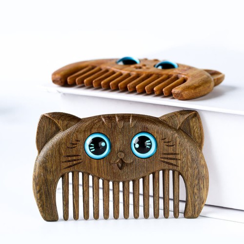 Simple Cat Pattern Green Sandalwood Portable Comb Simple Cat Pattern Green Sandalwood Portable Comb