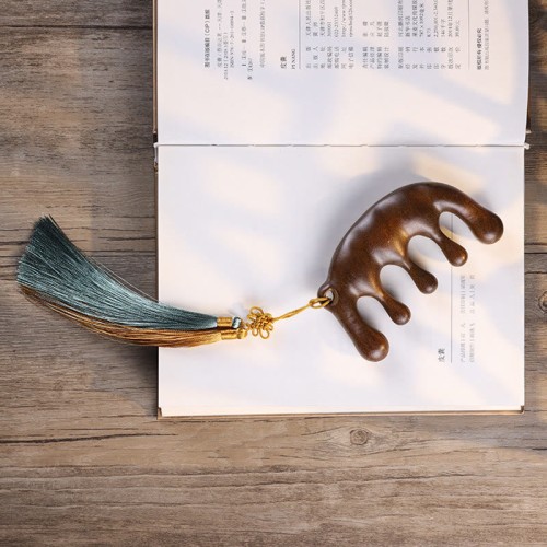 Simple Green Sandalwood Tassel Massage Comb Simple Green Sandalwood Tassel Massage Comb