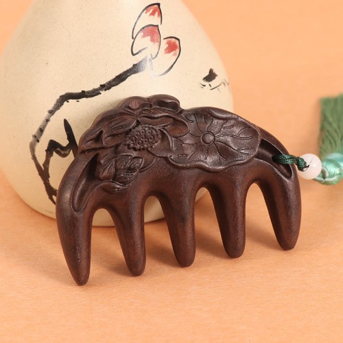Green Sandalwood Plum Blossom Koi Fish Engraved Comb Green Sandalwood Plum Blossom Koi Fish Engraved Comb