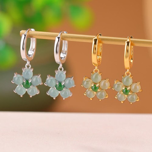925 Sterling Silver Plated Gold Green Jade Flower Earrings 925 Sterling Silver Plated Gold Green Jade Flower Earrings