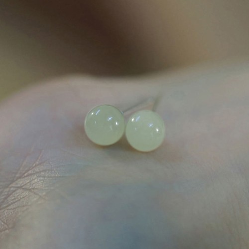 Round Jade Beaded Luck Stud Earrings Round Jade Beaded Luck Stud Earrings