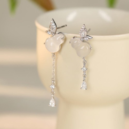 Hetian Jade Magnolia Chalcedony Butterfly Gourd Luck Earrings Hetian Jade Magnolia Chalcedony Butterfly Gourd Luck Earrings
