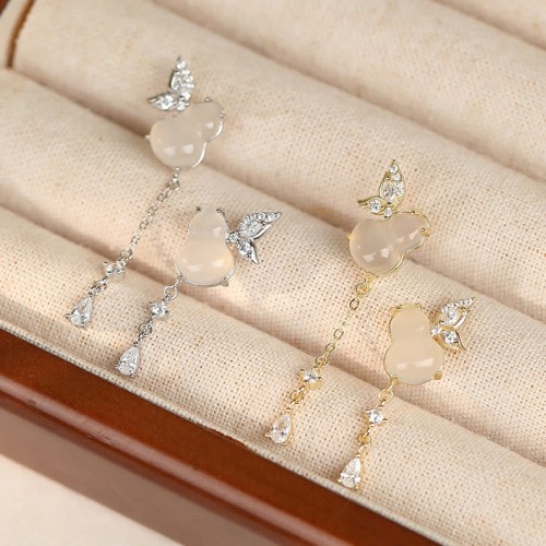 Hetian Jade Magnolia Chalcedony Butterfly Gourd Luck Earrings Hetian Jade Magnolia Chalcedony Butterfly Gourd Luck Earrings