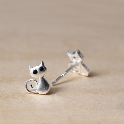 925 Sterling Silver Cute Cat Kitten Blessing Stud Earrings 925 Sterling Silver Cute Cat Kitten Blessing Stud Earrings