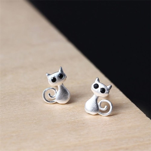 925 Sterling Silver Cute Cat Kitten Blessing Stud Earrings 925 Sterling Silver Cute Cat Kitten Blessing Stud Earrings