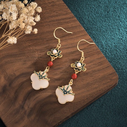 Lucky Four-Leaf Clover Jade Copper Earrings Lucky Four-Leaf Clover Jade Copper Earrings