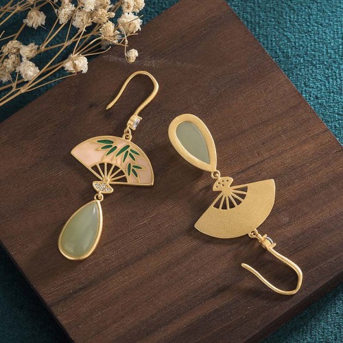 Green Aventurine Fan Pattern Luck Drop Earrings Green Aventurine Fan Pattern Luck Drop Earrings