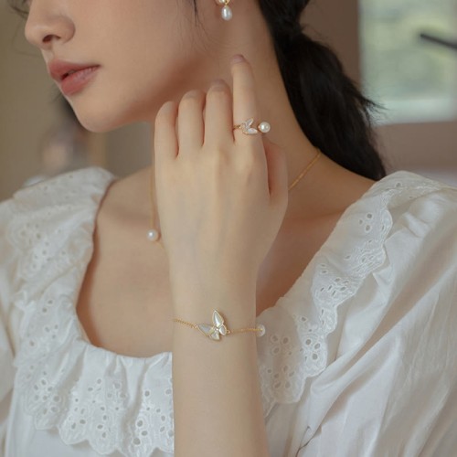 14K Gold-Plated Copper Pearl Butterfly Blessing Jewelry Set 14K Gold-Plated Copper Pearl Butterfly Blessing Jewelry Set