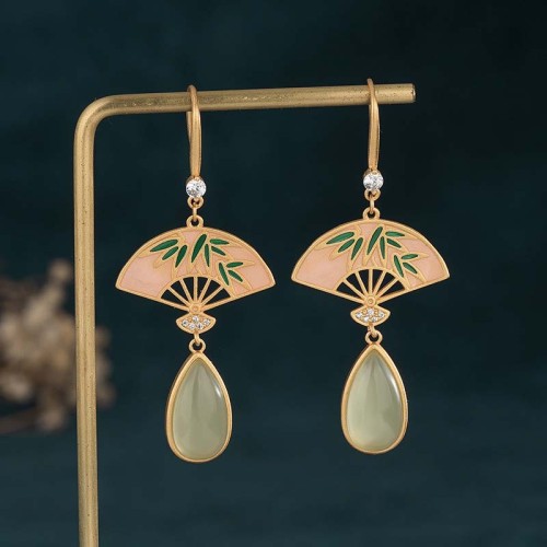 Green Aventurine Fan Pattern Luck Drop Earrings Green Aventurine Fan Pattern Luck Drop Earrings