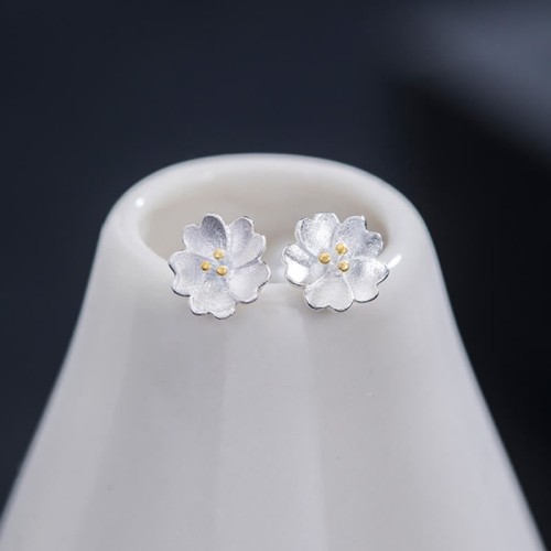 925 Sterling Silver Cherry Blossoms Floral Calm Stud Earrings 925 Sterling Silver Cherry Blossoms Floral Calm Stud Earrings