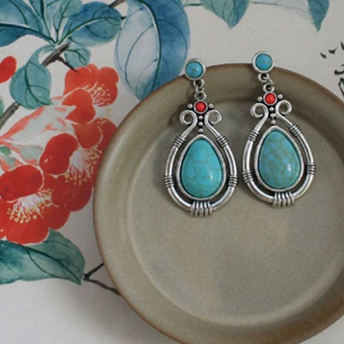 Tibetan Vintage Turquoise Waterdrop Strength Earrings