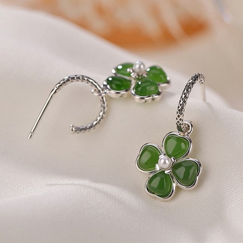 925 Sterling Silver Cyan Jade Four Leaf Clover Luck Earrings 925 Sterling Silver Cyan Jade Four Leaf Clover Luck Earrings