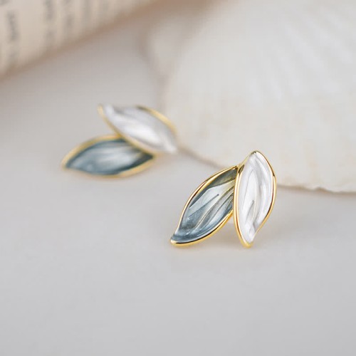 Leaf Design Luck Stud Earrings Leaf Design Luck Stud Earrings