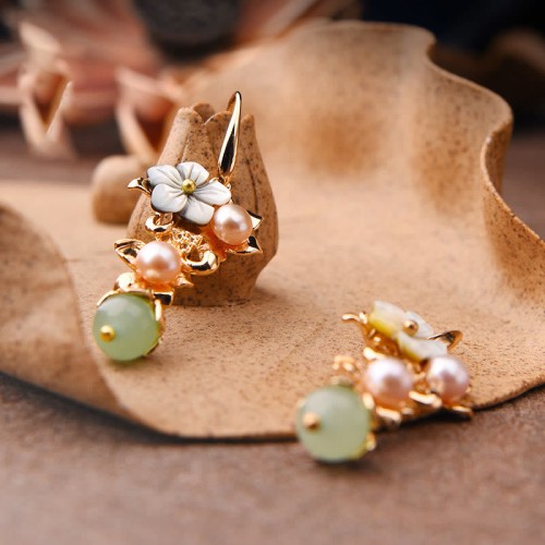 14K Gold-Plated Tridacna Stone Flower Pearl Aventurine Earrings 14K Gold-Plated Tridacna Stone Flower Pearl Aventurine Earrings