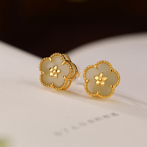 925 Sterling Silver Hetian Jade Plum Flower Luck Stud Earrings 925 Sterling Silver Hetian Jade Plum Flower Luck Stud Earrings