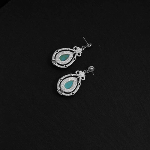Tibetan Vintage Turquoise Waterdrop Strength Earrings