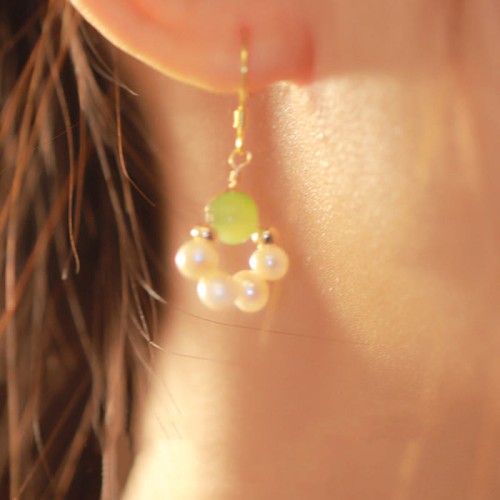 Cyan Jade Pearl Bead Luck Drop Earrings Cyan Jade Pearl Bead Luck Drop Earrings