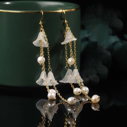 Pearl Flower Petals Luck Drop Earrings Pearl Flower Petals Luck Drop Earrings