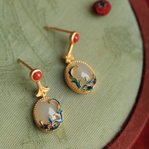 Vintage Jade Red Agate Abundance Copper Earrings Vintage Jade Red Agate Abundance Copper Earrings