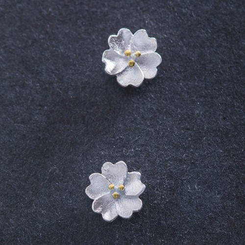 925 Sterling Silver Cherry Blossoms Floral Calm Stud Earrings 925 Sterling Silver Cherry Blossoms Floral Calm Stud Earrings