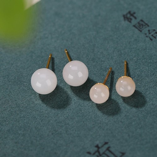 925 Sterling Silver Round White Jade Blessing Stud Earrings 925 Sterling Silver Round White Jade Blessing Stud Earrings