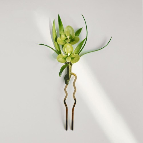 Velvet Mulberry Silk Green Leaf Brooch Hairpin Velvet Mulberry Silk Green Leaf Brooch Hairpin