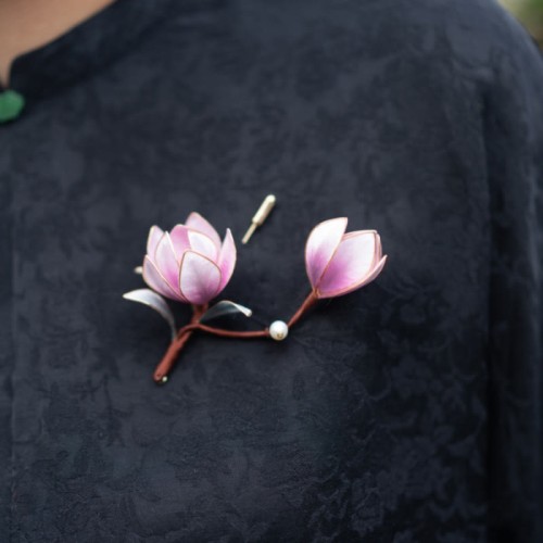 Yangzhou Velvet Flower Silk Magnolia Brooch Yangzhou Velvet Flower Silk Magnolia Brooch