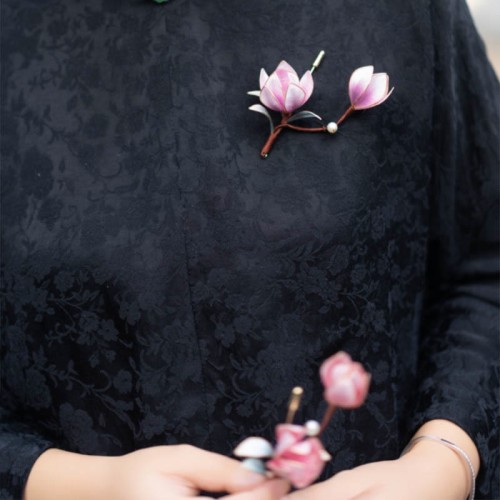 Yangzhou Velvet Flower Silk Magnolia Brooch Yangzhou Velvet Flower Silk Magnolia Brooch