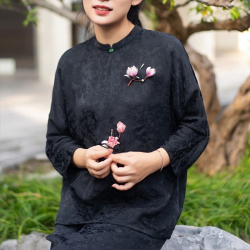 Yangzhou Velvet Flower Silk Magnolia Brooch Yangzhou Velvet Flower Silk Magnolia Brooch