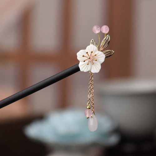 Bauhinia Tassel Wood Hairpin Bauhinia Tassel Wood Hairpin
