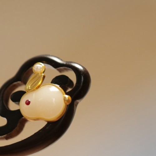 Cloud Sandalwood Rabbit Protection Hairpin Cloud Sandalwood Rabbit Protection Hairpin