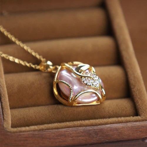 Gold-plated Baroque Pearl Flower Sincerity Necklace Gold-plated Baroque Pearl Flower Sincerity Necklace