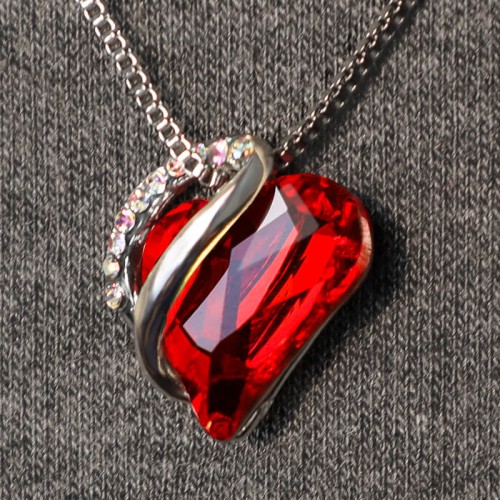 Love Heart Birthstone Healing Energy Necklace Love Heart Birthstone Healing Energy Necklace