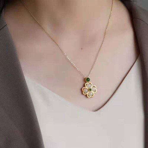 Four Leaf Clover Jade Prosperity Necklace Pendant