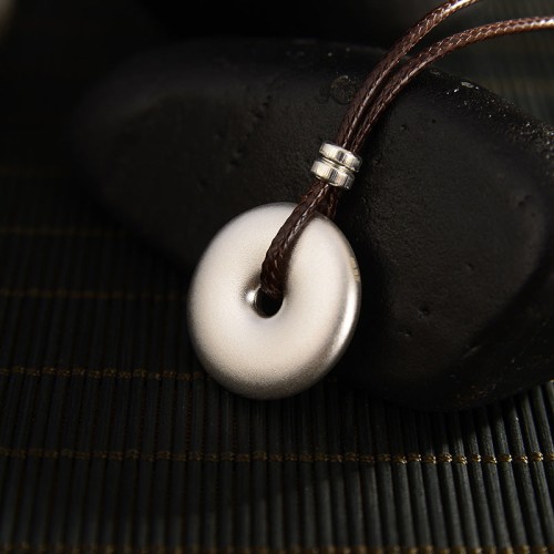 999 Silver Round Peace Buckle Necklace Pendant 999 Silver Round Peace Buckle Necklace Pendant