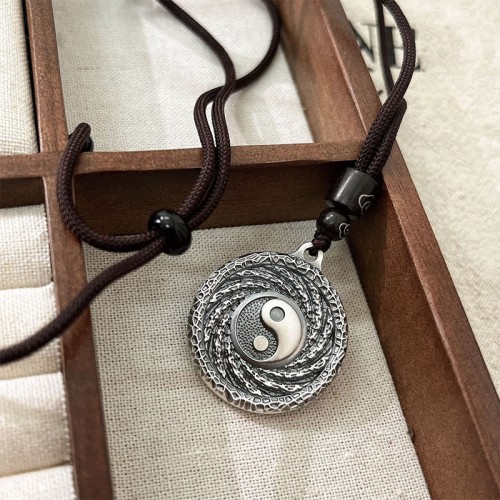 999 Silver Tai Chi Yin Yang Bagua Mountain Ghost Necklace 999 Silver Tai Chi Yin Yang Bagua Mountain Ghost Necklace