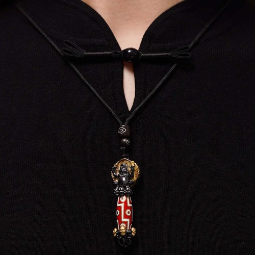 Tibet Om Mani Padme Hum Dzi Bead Wisdom Necklace Tibet Om Mani Padme Hum Dzi Bead Wisdom Necklace