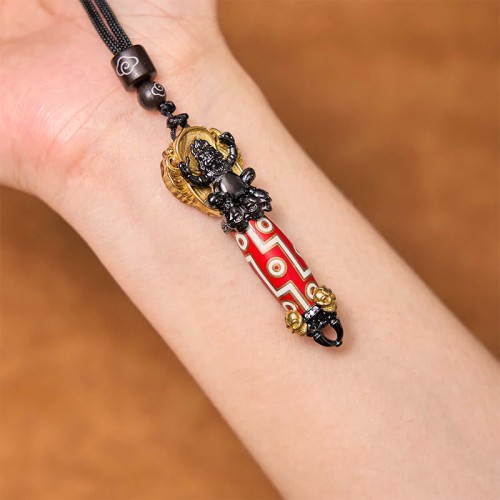 Tibet Om Mani Padme Hum Dzi Bead Wisdom Necklace Tibet Om Mani Padme Hum Dzi Bead Wisdom Necklace