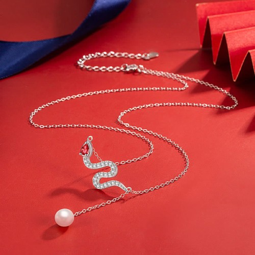 925 Silver Pearl Snake Year Blessing Pendant 925 Silver Pearl Snake Year Blessing Pendant
